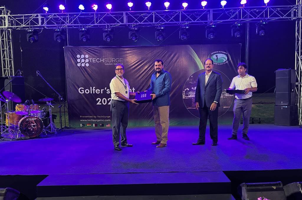 Prize Distribution — photo 4 of 11
