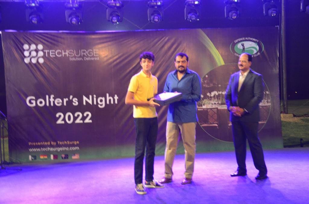 Prize Distribution — photo 8 of 11